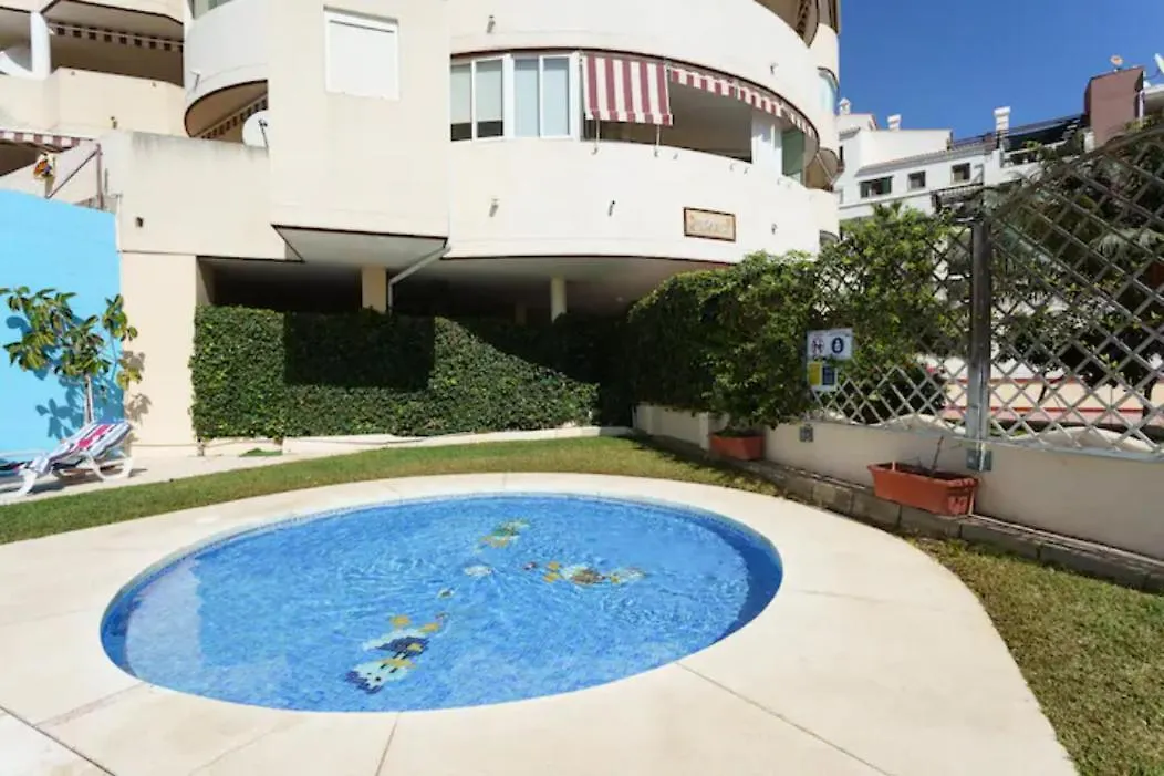 Chic Beachfront Flat With Amazing Sea Views And Private Indoor Parking Benalmadena