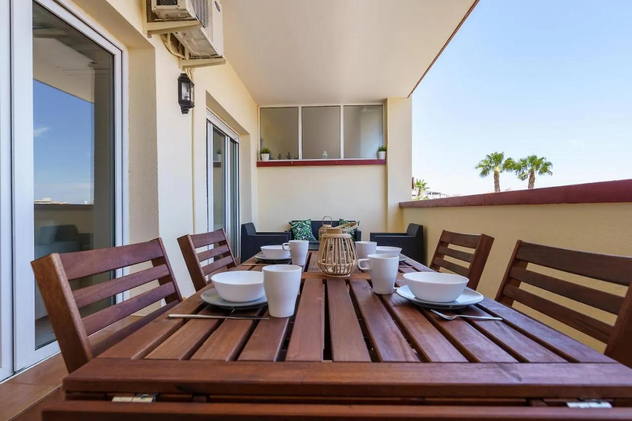 Apartment Chic Beachfront Flat With Amazing Sea Views And Private Indoor Parking Benalmadena